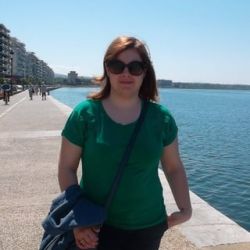 Photo d'Irène Votsi (allée de la tour blanche à Thessalonique, Grèce)